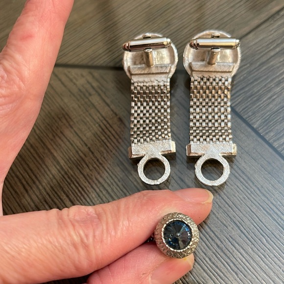 Vintage Silver-tone DANTE Bold Frame Blue Rivoli Glass Stone Mesh Wrap Cufflinks - Picture 7 of 16
